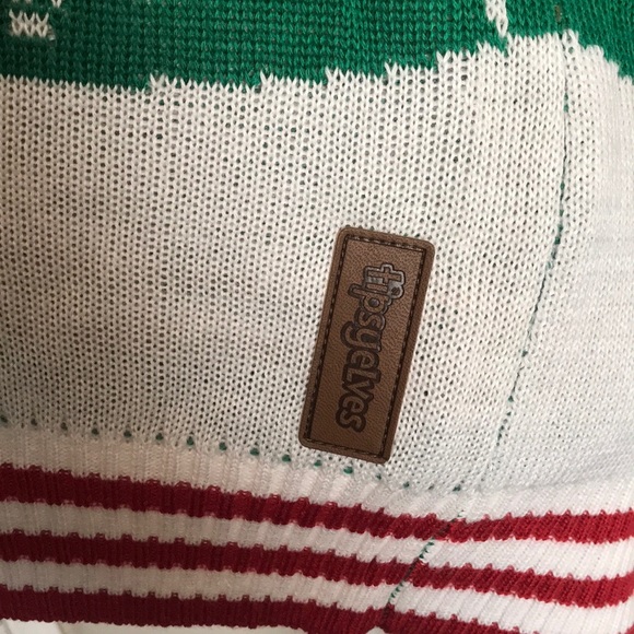 Ugly X-Mas Sweater - Picture 3 of 6